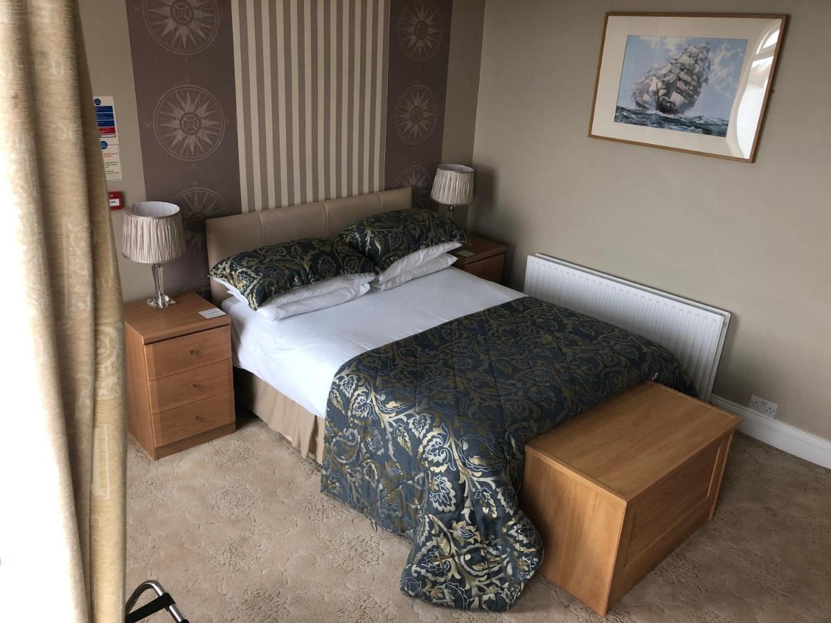 Pier 36 Hotel Donaghadee Bilik gambar