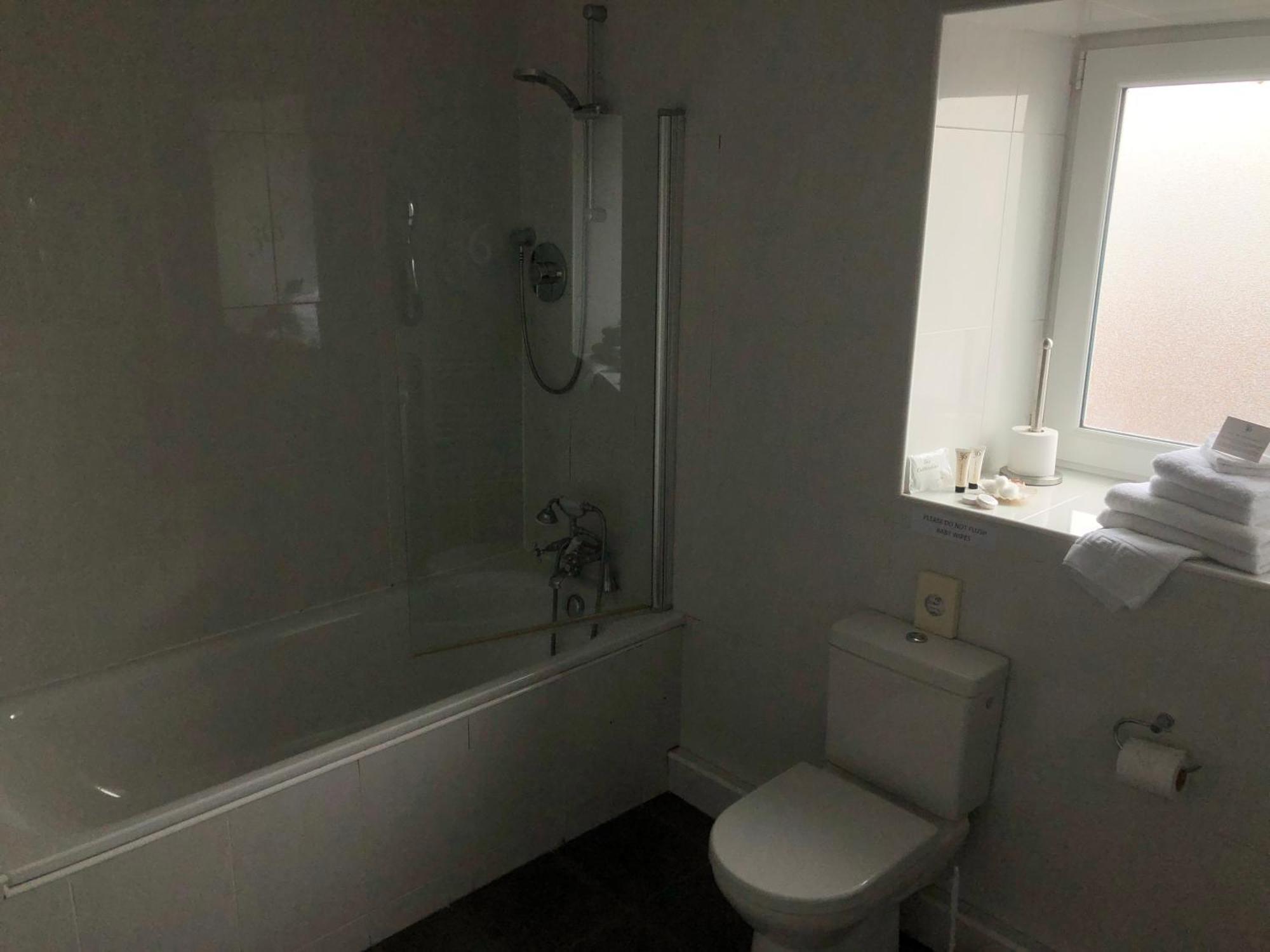 Pier 36 Hotel Donaghadee Bilik gambar